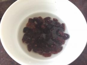 蔓越莓干用开水泡软