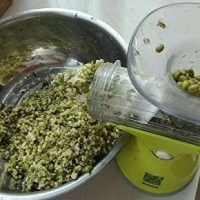 2. 用果语机去掉头摇碎