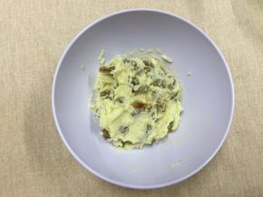 将其他材料混合均匀