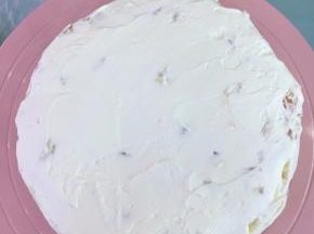 再抹少许奶油。