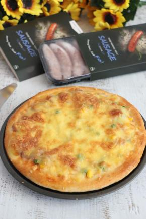 烤好的披萨，馅料满满，超级好吃。