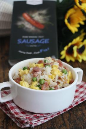 我用的是纯肉肠，非常好吃，家里常备一些，随吃随取，很是方便。