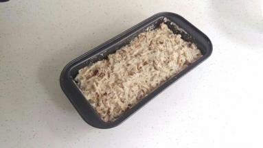 搅拌均匀后倒入膜具。烧开水，上大火蒸1个小时就可以出炉咯。