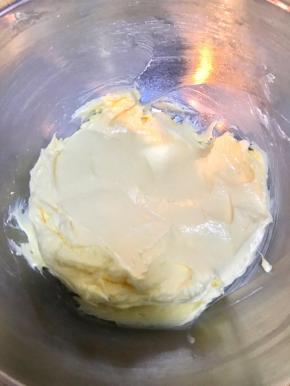 最后的黄油蛋糊非常细腻