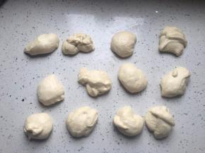 平均分成12个面团