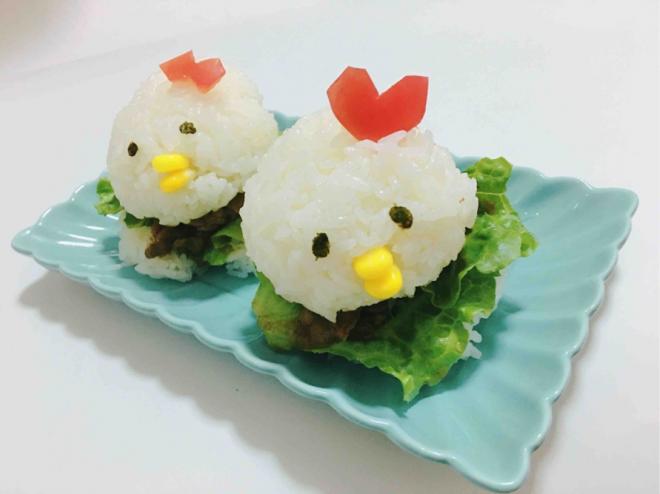 萌萌哒小鸡米饭汉堡