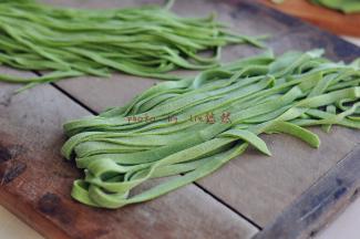 这个是韭叶宽。