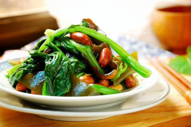 凉拌什锦菠菜