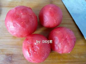 烫过的番茄很好剥皮