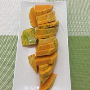 南瓜去皮切成薄片