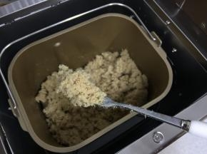 程序时间剩余10分钟时，取出少许肉松检查状态和尝试味道