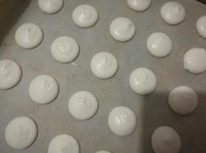 晾皮至不粘手状态，大概30分钟左右。