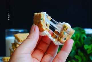 丝丝缕缕，缠缠绵绵。