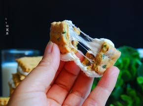 丝丝缕缕，缠缠绵绵。