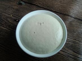 5分钟后，酵母成功激活。