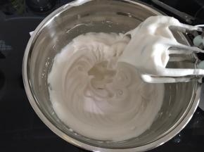 打至小弯勾状态即可。