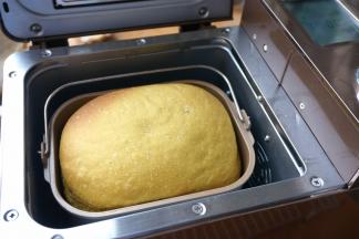 揉完两个程序的面团是这个样子的，南瓜茸和皮完全整合进面团中了