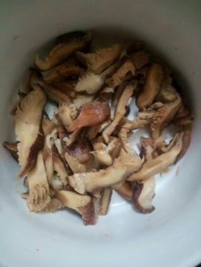 放点生抽，1克盐腌着