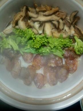 再煲10分钟后放入菜花