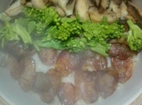 再煲10分钟后放入菜花