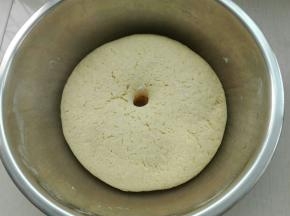 发酵至手指戳洞不回缩不塌陷即可