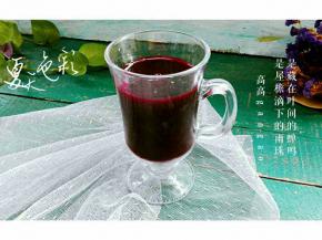 榨好的汁，也可以做各种甜点或者面食调色用哈