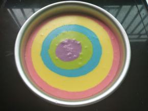 表面有气泡，用牙签戳，小心翼翼的送到冰箱冷藏，4-5个小时