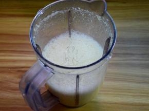 玉米加一碗冷开水打成玉米汁