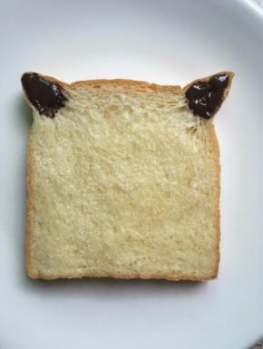 涂上融化的巧克力