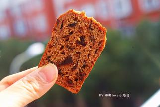 切片看看，是不是满满的都是红枣粒呢，嘎嘎···