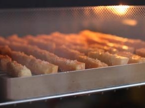 4.撒上白糖200度20分钟
