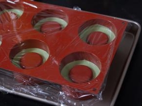 8.盖上保鲜膜冷藏2小时以上