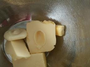 2.黄油室温软化
