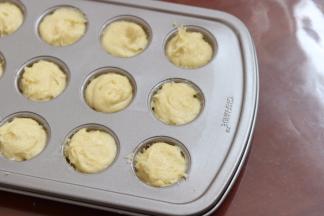 6.挤到模具内，满模