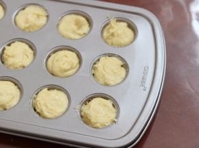 6.挤到模具内，满模