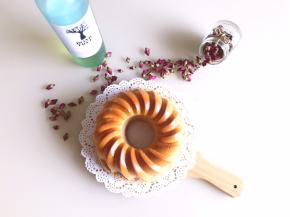 很漂亮～一闻，沁人心脾的清香夹着酒香，肚子里的馋虫不禁被唤醒，瞬间分泌出唾液，那就赶紧开吃吧～