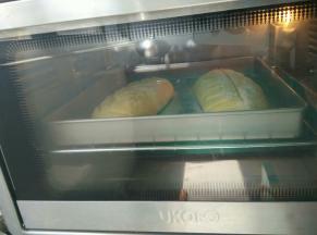 烤箱提前预热，160度30分钟