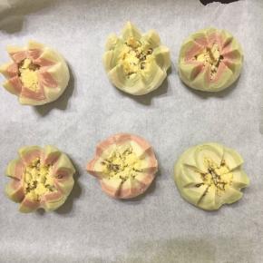 入预热好的烤箱烤30分钟，很惊艳哦出烤箱的那一刻