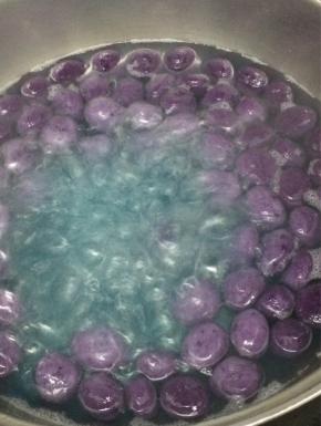 煮到紫薯球全部浮起来