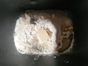 1.将所有材料入面包机