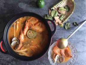 继续煮3分钟，关火，开吃吧