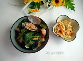 再配上一碟小咸菜