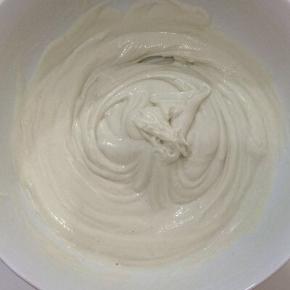 将各种配料加入，搅拌均匀