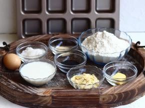 以上配方适用于一份学厨金色12连杯不沾面包模具的用量。