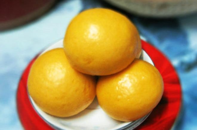 利用天然食材，做养眼又健康的【胡萝卜小馒头】