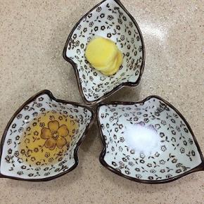 配料：料酒、盐和姜片