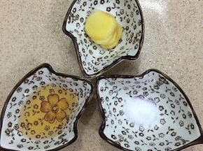 配料：料酒、盐和姜片