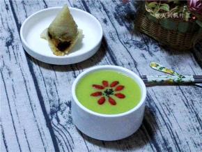 请品尝香滑而细腻，营养又健康的早餐米糊。