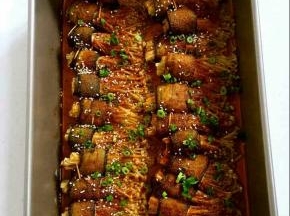 烤好后撒上适量的葱花即可享受美味啦！