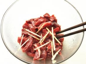 牛柳加姜丝。
